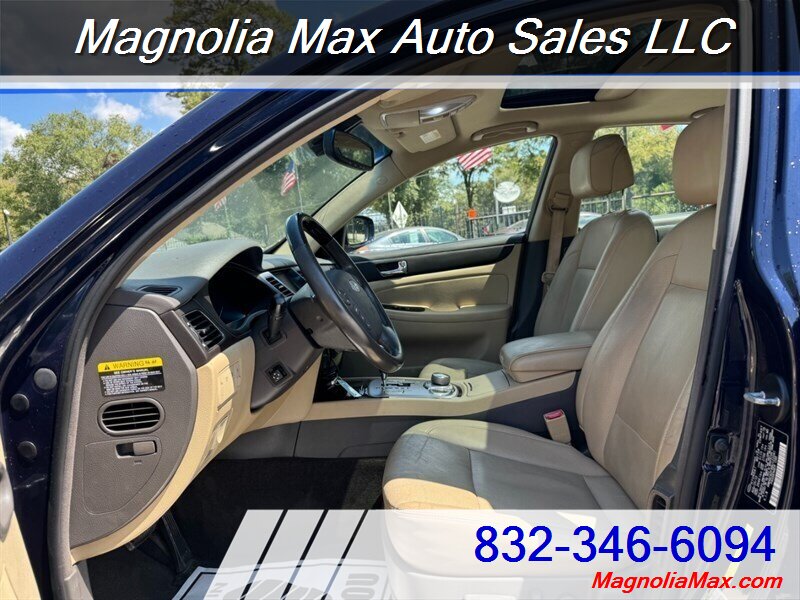 2011 Hyundai Genesis 4.6L V8 - Photo 9 - Magnolia, TX 77355