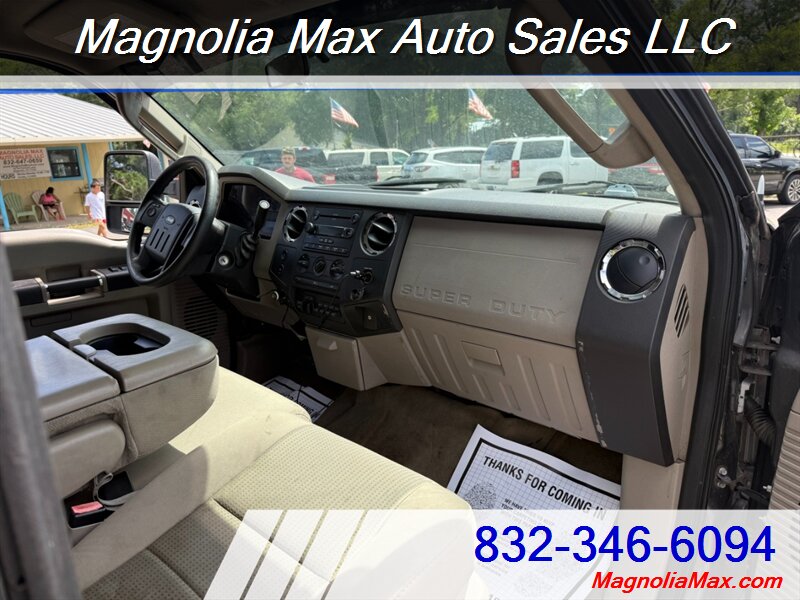 2008 Ford F-250 Super Duty XLT - Photo 9 - Magnolia, TX 77355