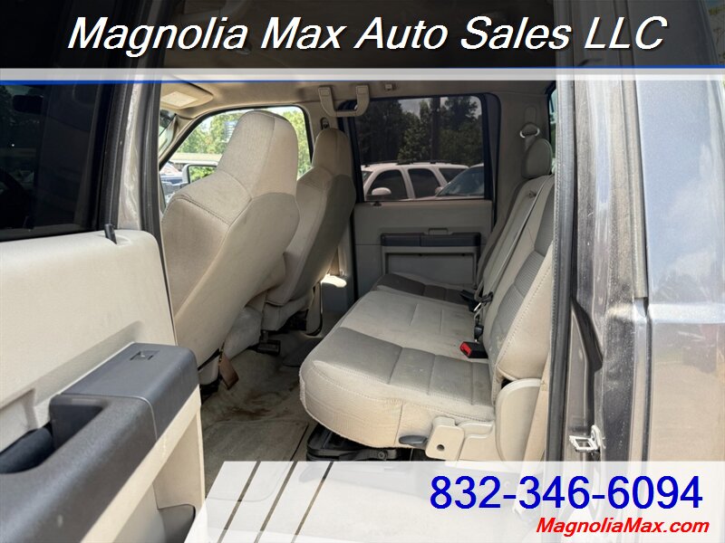 2008 Ford F-250 Super Duty XLT - Photo 11 - Magnolia, TX 77355