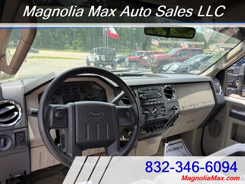 2008 Ford F-250 Super Duty XLT - Photo 13 - Magnolia, TX 77355