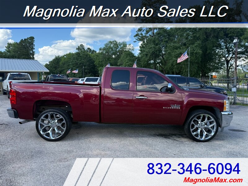 2013 Chevrolet Silverado 1500 LT - Photo 5 - Magnolia, TX 77355