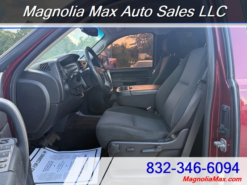 2013 Chevrolet Silverado 1500 LT - Photo 11 - Magnolia, TX 77355