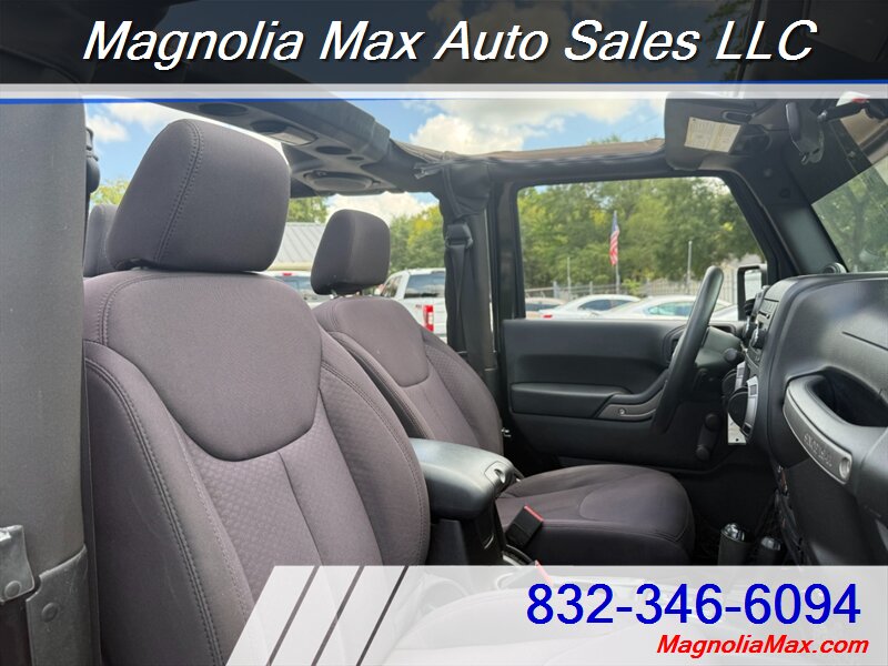 2013 Jeep Wrangler Sport - Photo 11 - Magnolia, TX 77355