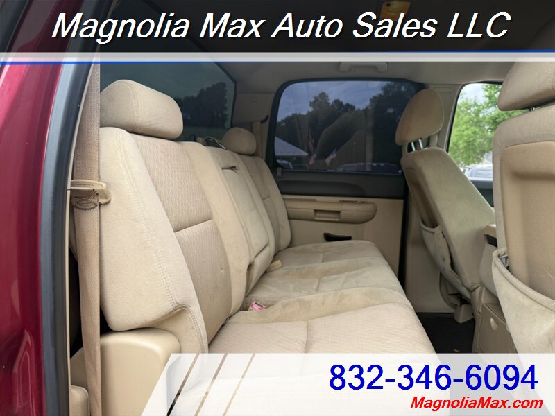 2009 Chevrolet Silverado 1500 LT - Photo 11 - Magnolia, TX 77355