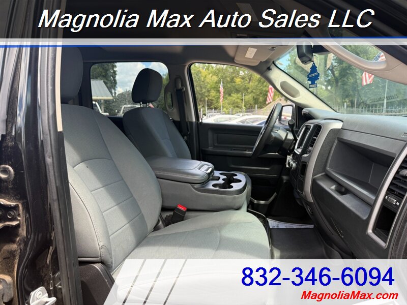 2015 RAM 1500 Express - Photo 7 - Magnolia, TX 77355
