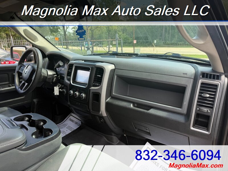 2015 RAM 1500 Express - Photo 8 - Magnolia, TX 77355
