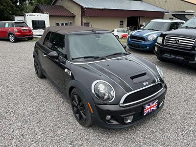 2015 MINI Cooper S Convertible   - Photo 11 - Princeton, MN 55371