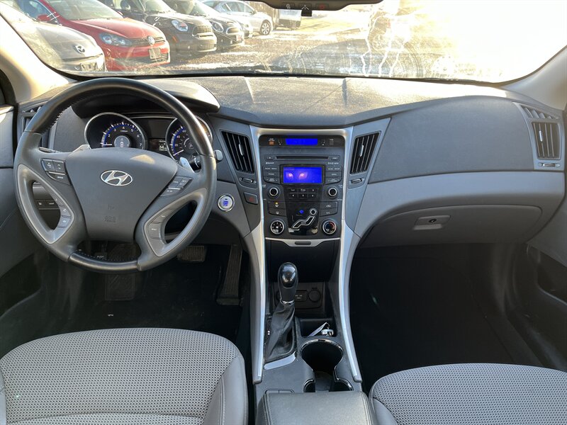 2013 Hyundai Sonata SE photo 4