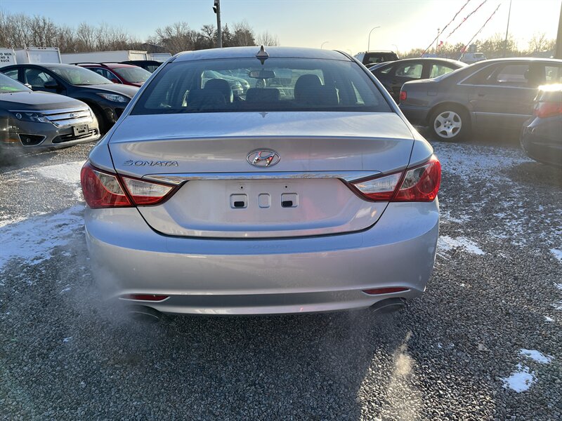 2013 Hyundai Sonata SE photo 7