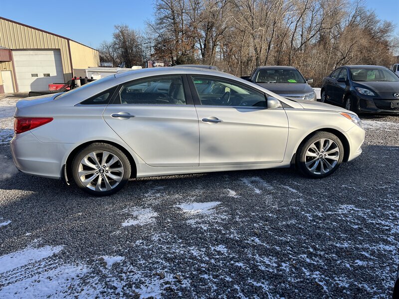 2013 Hyundai Sonata SE photo 9