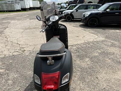 2014 vespa mc gts   - Photo 4 - Princeton, MN 55371