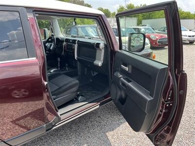 2007 Toyota FJ Cruiser 4dr SUV   - Photo 18 - Princeton, MN 55371