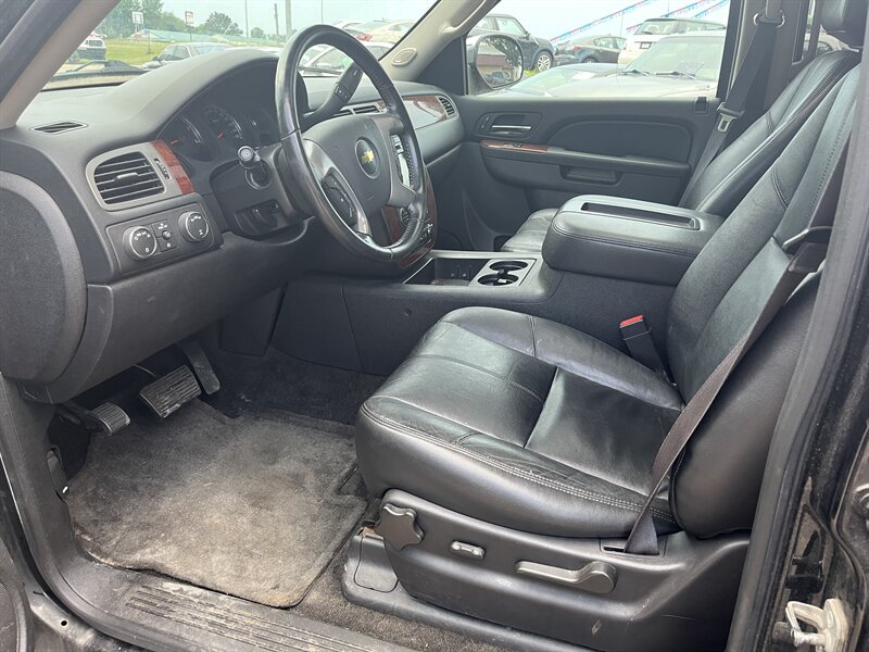 2013 Chevrolet Tahoe LT photo 11