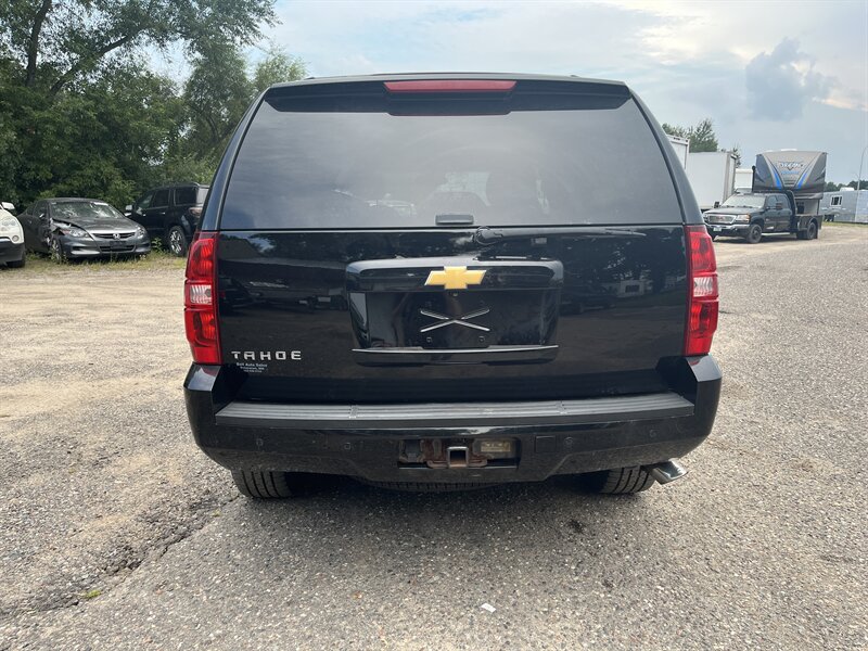 2013 Chevrolet Tahoe LT photo 5