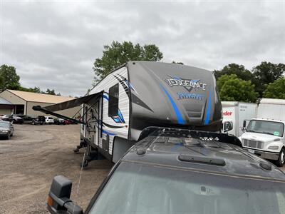 2018 Forest River Wildwood Vengeance Toy Hauler  Toy Hauler - Photo 18 - Princeton, MN 55371