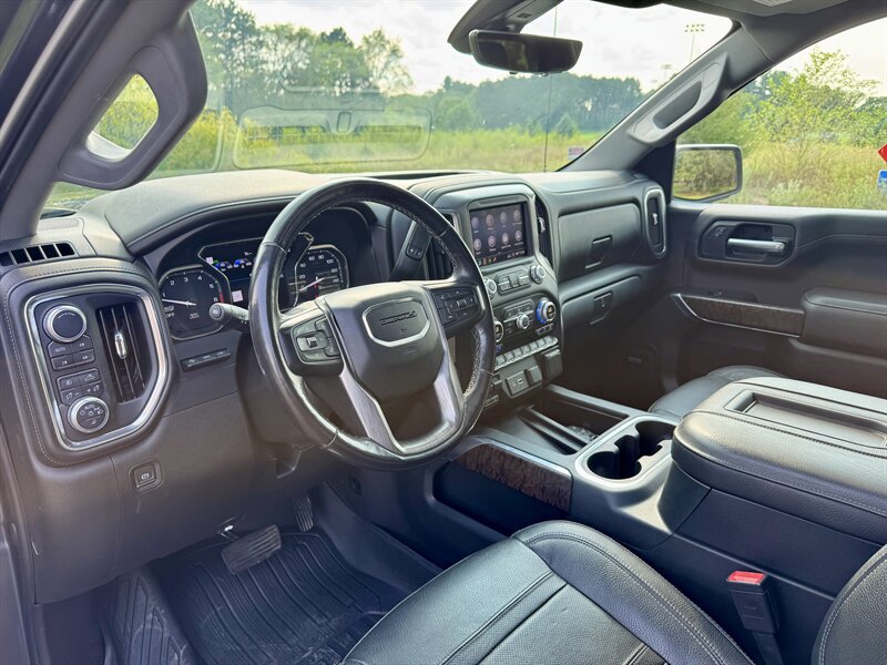 2019 GMC Sierra 1500 Denali - Photo 13 - Andover, MN 55304