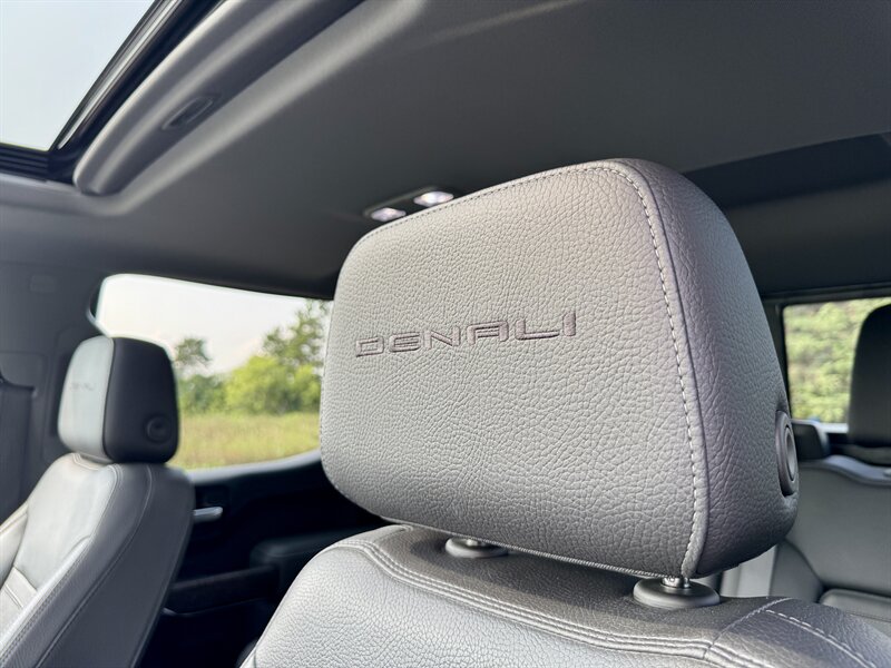 2019 GMC Sierra 1500 Denali - Photo 15 - Andover, MN 55304