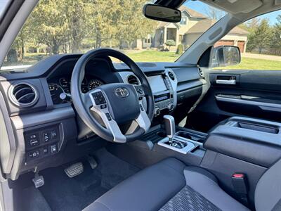 2020 Toyota Tundra SR5 - Photo 10 - Andover, MN 55304