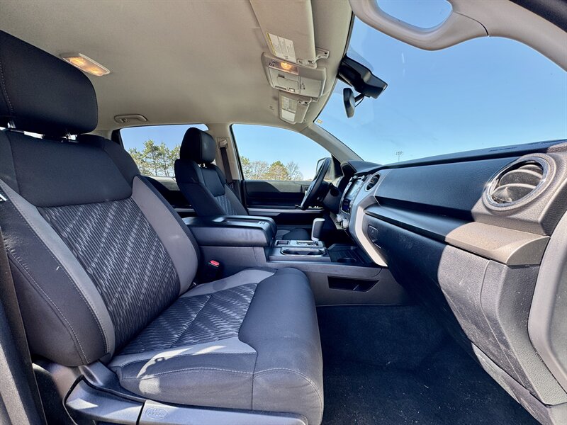 2020 Toyota Tundra SR5 - Photo 15 - Andover, MN 55304