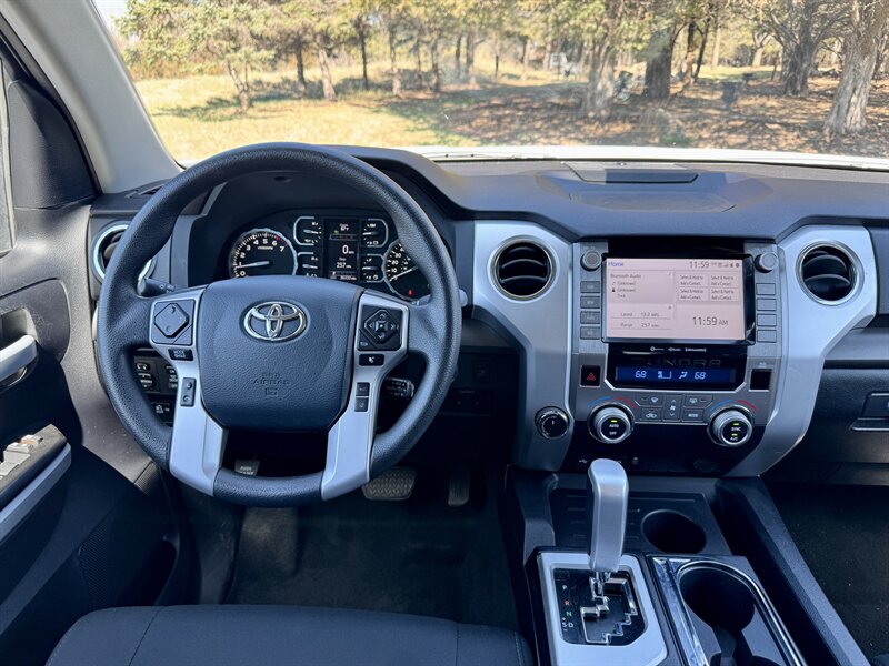 2020 Toyota Tundra SR5 - Photo 17 - Andover, MN 55304