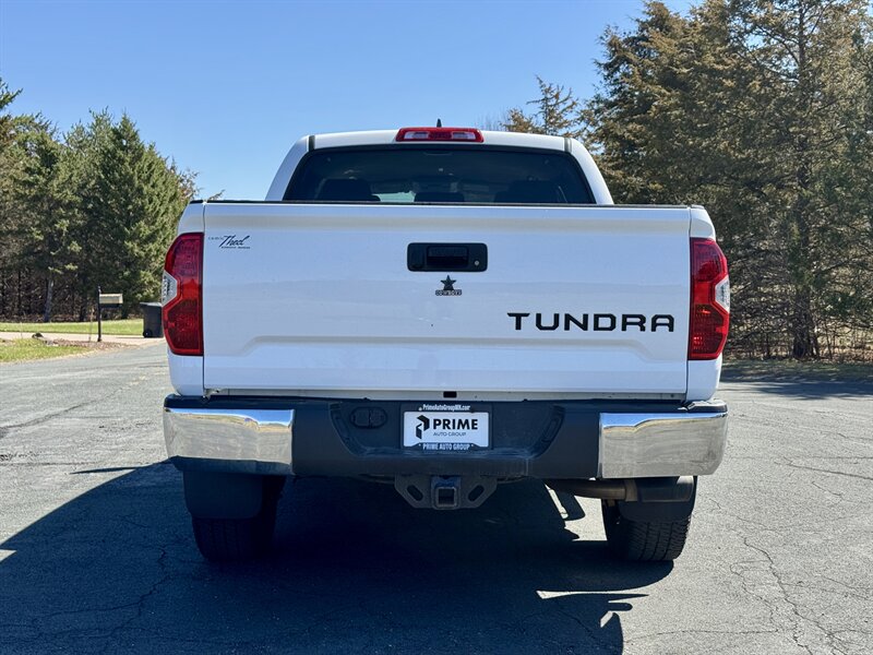 2020 Toyota Tundra SR5 - Photo 4 - Andover, MN 55304