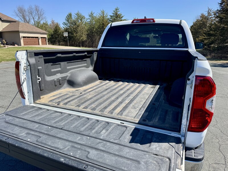2020 Toyota Tundra SR5 - Photo 5 - Andover, MN 55304