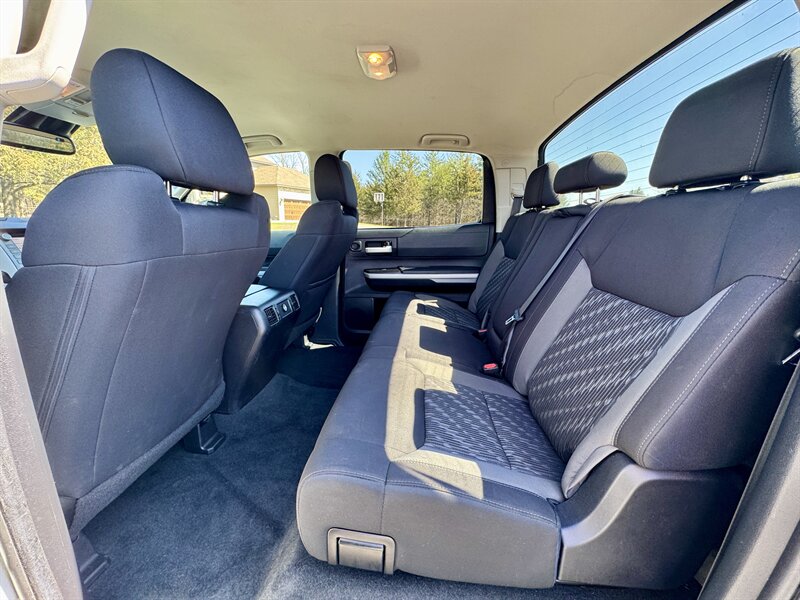 2020 Toyota Tundra SR5 - Photo 12 - Andover, MN 55304