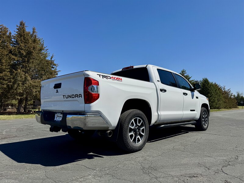 2020 Toyota Tundra SR5 - Photo 6 - Andover, MN 55304