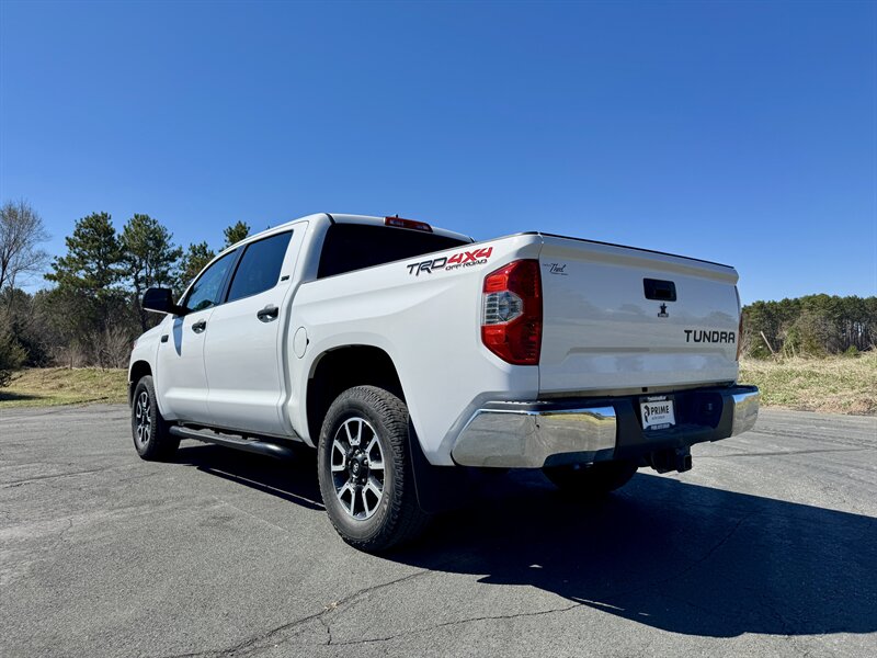 2020 Toyota Tundra SR5 - Photo 3 - Andover, MN 55304