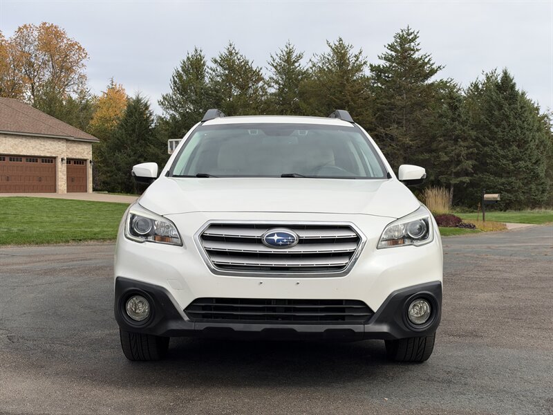 2015 Subaru Outback 2.5i Limited - Photo 8 - Andover, MN 55304