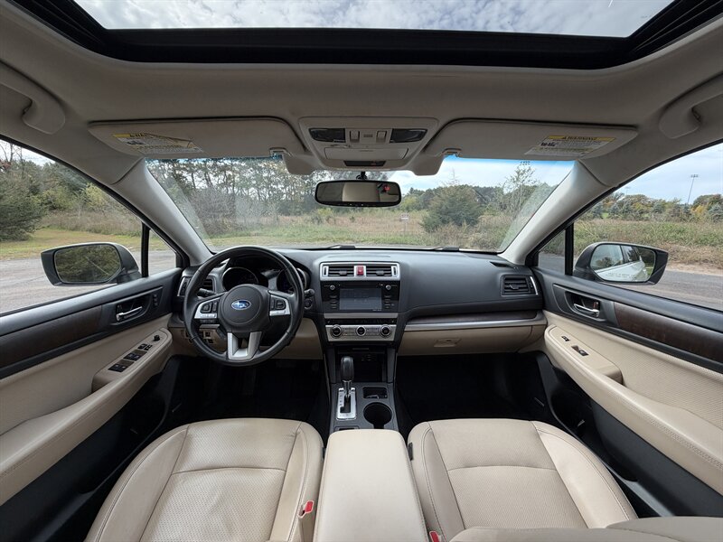 2015 Subaru Outback 2.5i Limited - Photo 16 - Andover, MN 55304