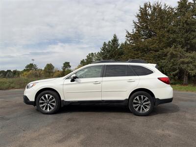 2015 Subaru Outback 2.5i Limited - Photo 2 - Andover, MN 55304