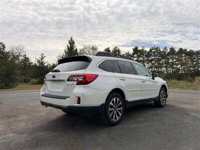 2015 Subaru Outback 2.5i Limited - Photo 5 - Andover, MN 55304