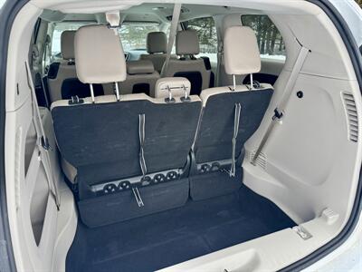 2020 Chrysler Pacifica Touring   - Photo 5 - Andover, MN 55304