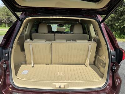 2019 Toyota Highlander XLE   - Photo 25 - Andover, MN 55304