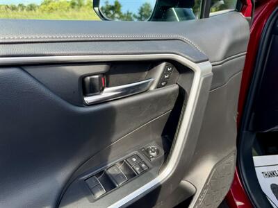 2022 Toyota RAV4 Limited   - Photo 29 - Andover, MN 55304