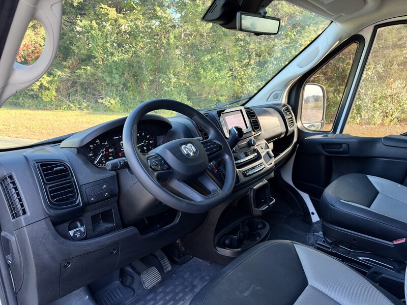2025 RAM ProMaster Tradesman 3500 - Photo 14 - Andover, MN 55304