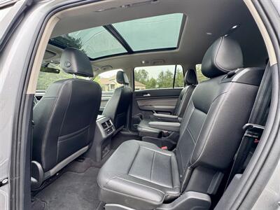 2022 Volkswagen Atlas V6 SE 4Motion - Photo 11 - Andover, MN 55304