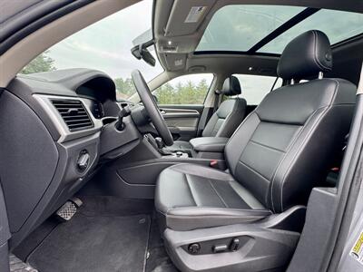 2022 Volkswagen Atlas V6 SE 4Motion - Photo 10 - Andover, MN 55304