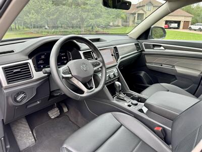 2022 Volkswagen Atlas V6 SE 4Motion - Photo 9 - Andover, MN 55304