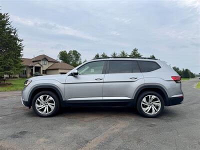 2022 Volkswagen Atlas V6 SE 4Motion - Photo 2 - Andover, MN 55304