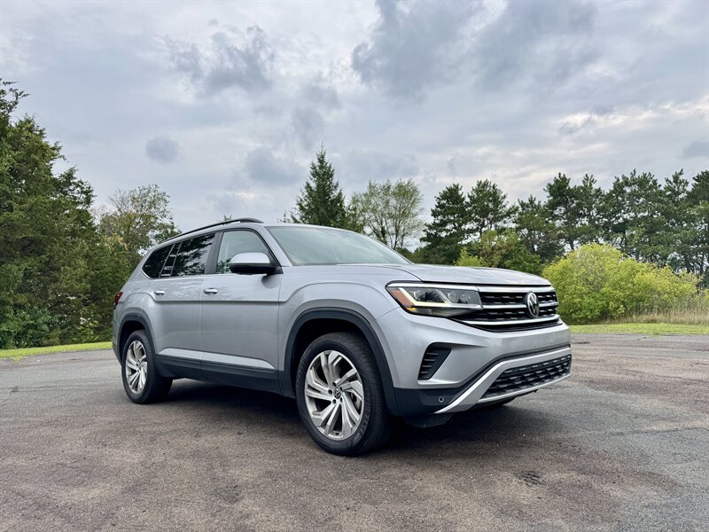 2022 Volkswagen Atlas V6 SE 4Motion - Photo 7 - Andover, MN 55304