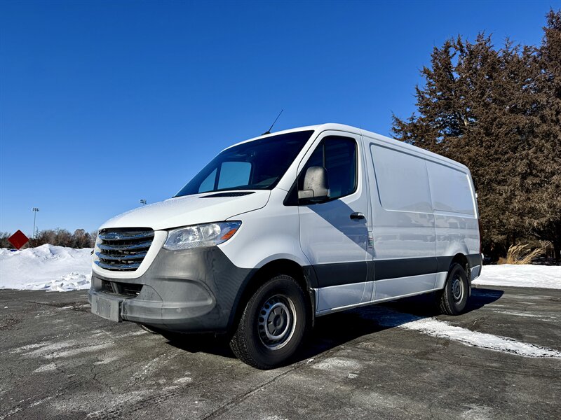 2019 Freightliner Sprinter   - Photo 1 - Andover, MN 55304