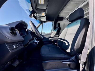 2019 Freightliner Sprinter   - Photo 10 - Andover, MN 55304