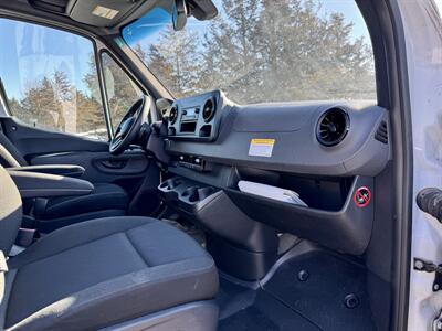 2019 Freightliner Sprinter   - Photo 21 - Andover, MN 55304
