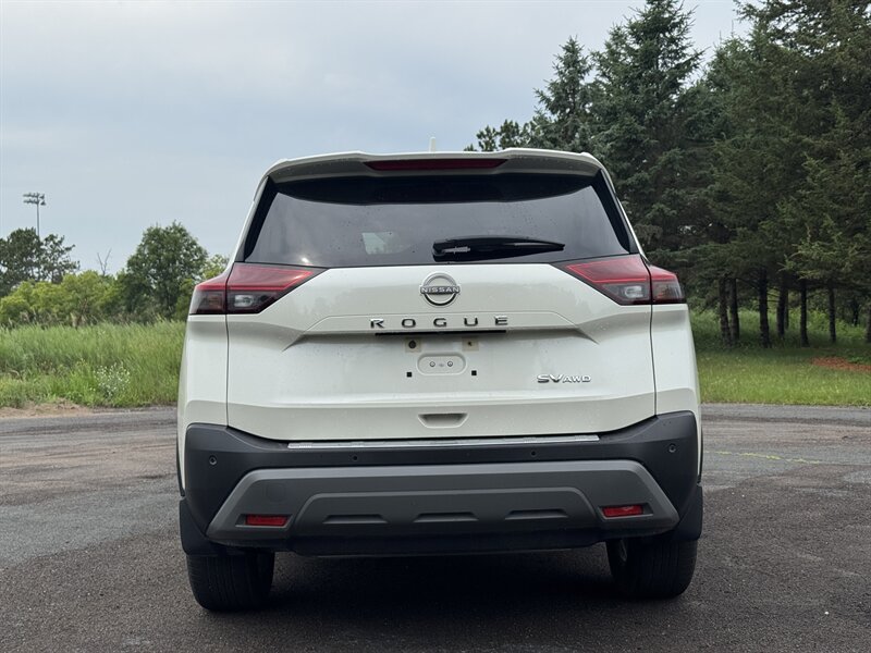 2023 Nissan Rogue SV - Photo 4 - Andover, MN 55304