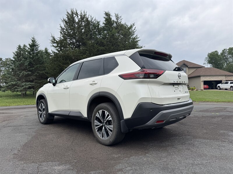 2023 Nissan Rogue SV - Photo 3 - Andover, MN 55304