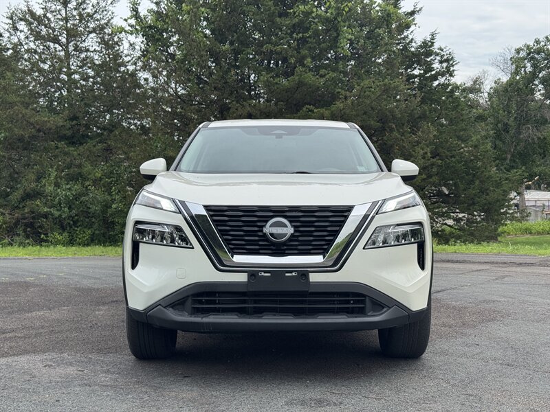 2023 Nissan Rogue SV - Photo 9 - Andover, MN 55304