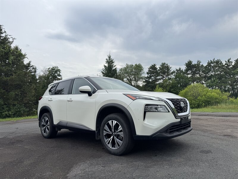 2023 Nissan Rogue SV - Photo 8 - Andover, MN 55304