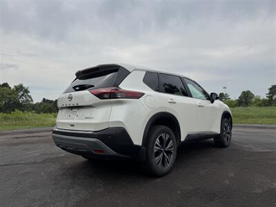 2023 Nissan Rogue SV - Photo 6 - Andover, MN 55304